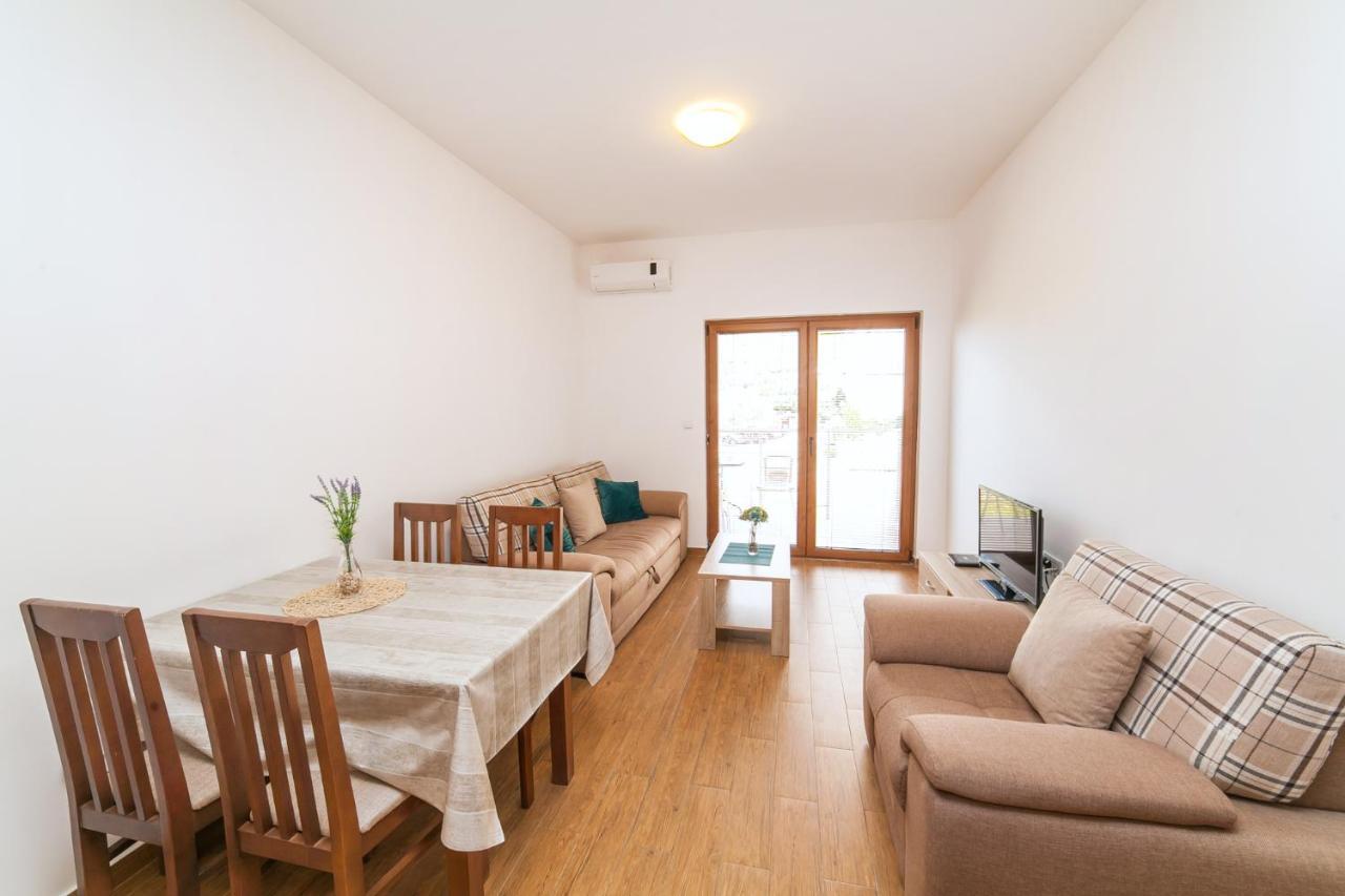 Welcome Apartments Petrovac ภายนอก รูปภาพ