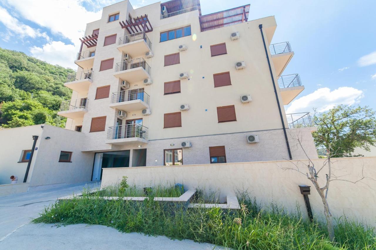 Welcome Apartments Petrovac ภายนอก รูปภาพ
